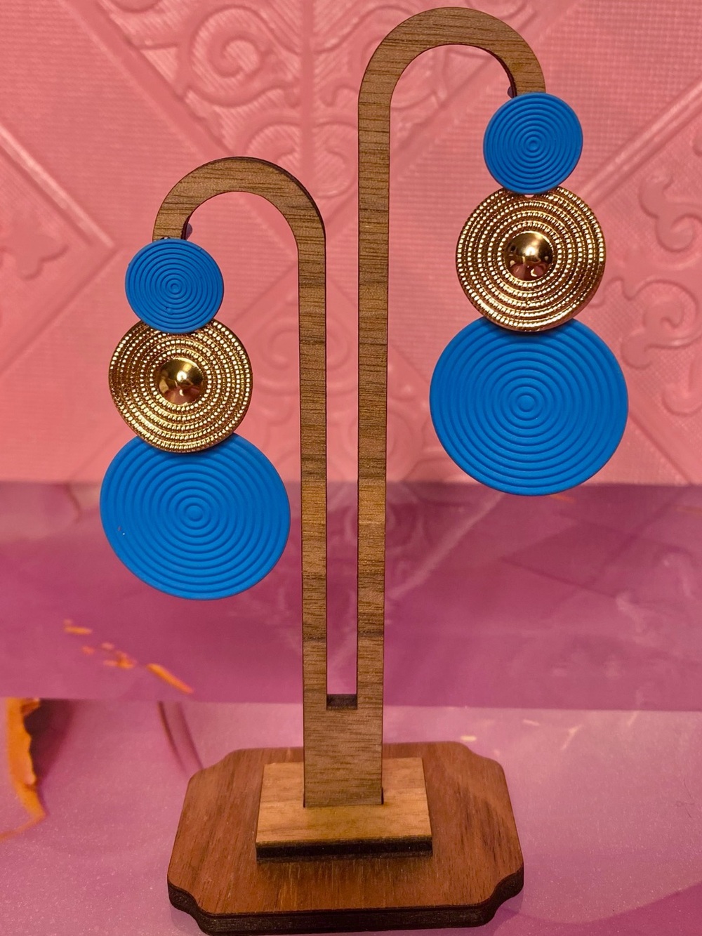🎀🌷 Gold and Blue Triple-Disc Drop Earrings 🌷🎀 NWT
